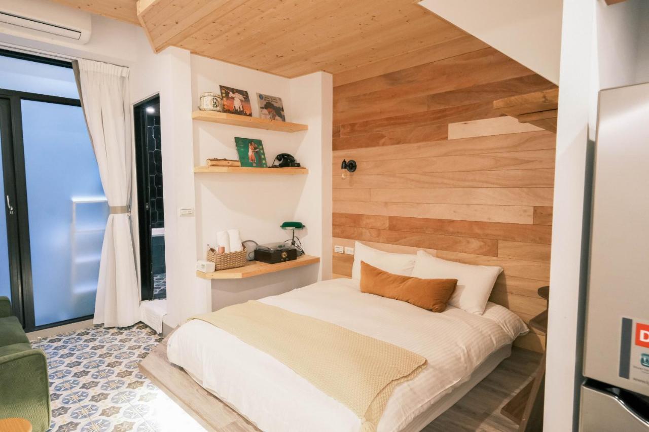 South Gate Home Stay Tainan Zewnętrze zdjęcie