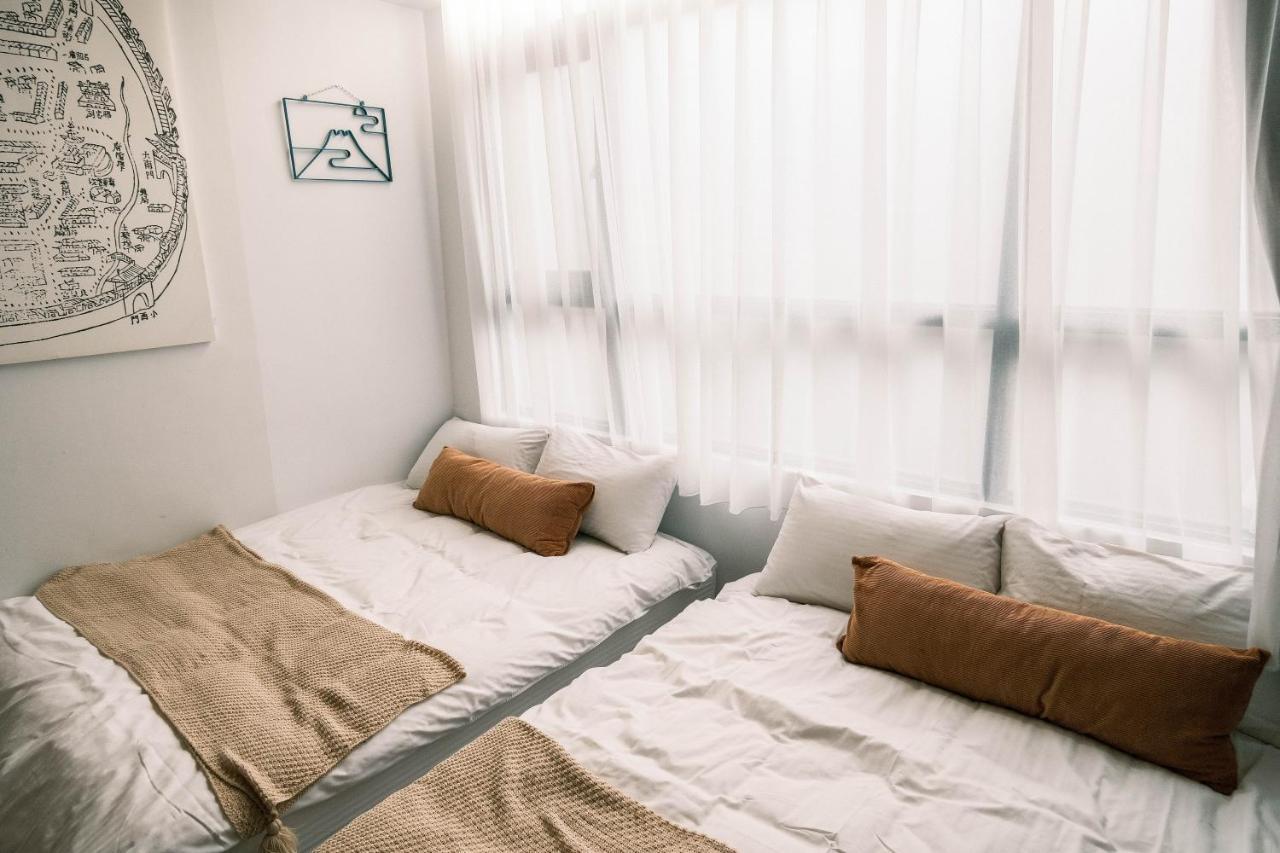 South Gate Home Stay Tainan Zewnętrze zdjęcie